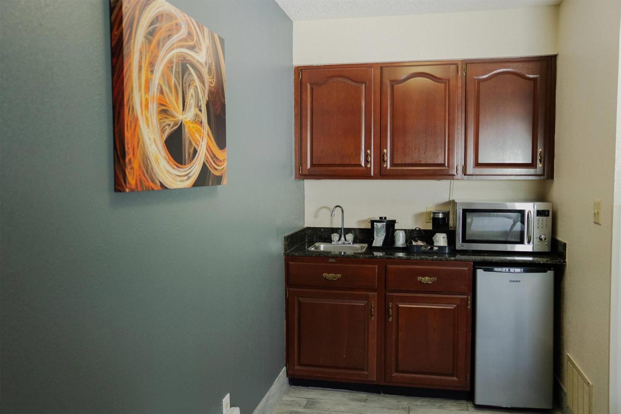 Baymont By Wyndham Chester Il Bagian luar foto