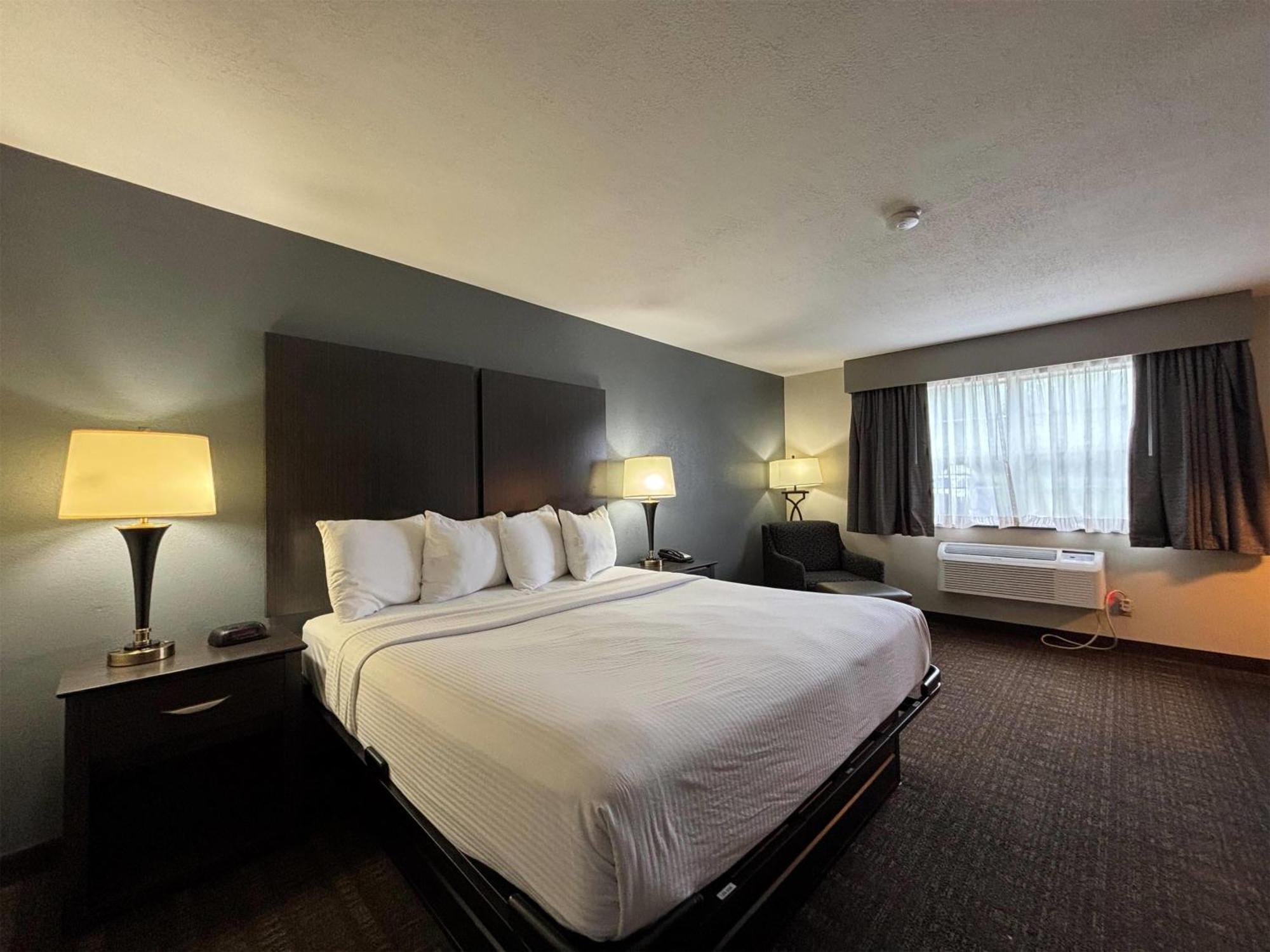 Baymont By Wyndham Chester Il Bagian luar foto